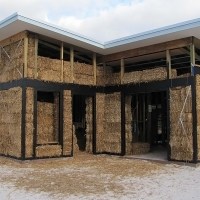 straw-bale-house-2-e1454586007749