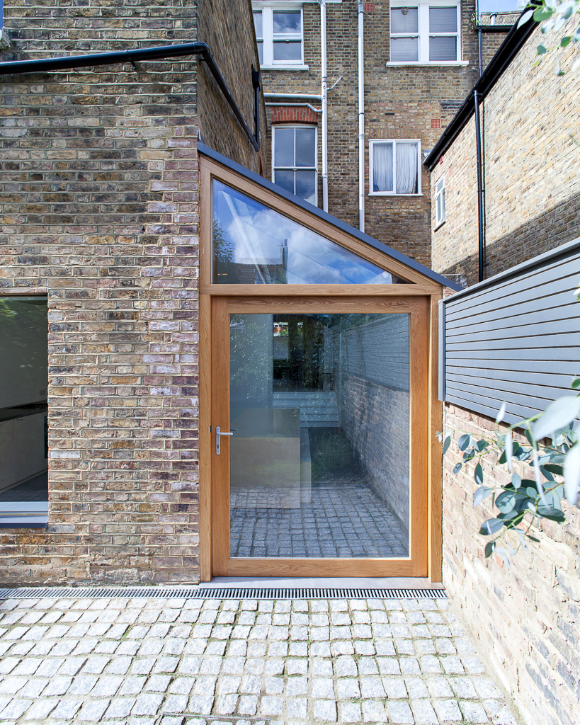 </p> <p>Find your ideal home design pro on designfor-me.com - get matched and see who's interested in your home project. Click image to see more inspiration from our design pros</p> <p>Design by Zoe, architect from Haringey, London</p> <p>#architecture #homedesign #modernhomes #homeinspiration #sideextensions #sidereturn #sideextensionideas #glazing #architecturalglazing #naturallight </p> <p>