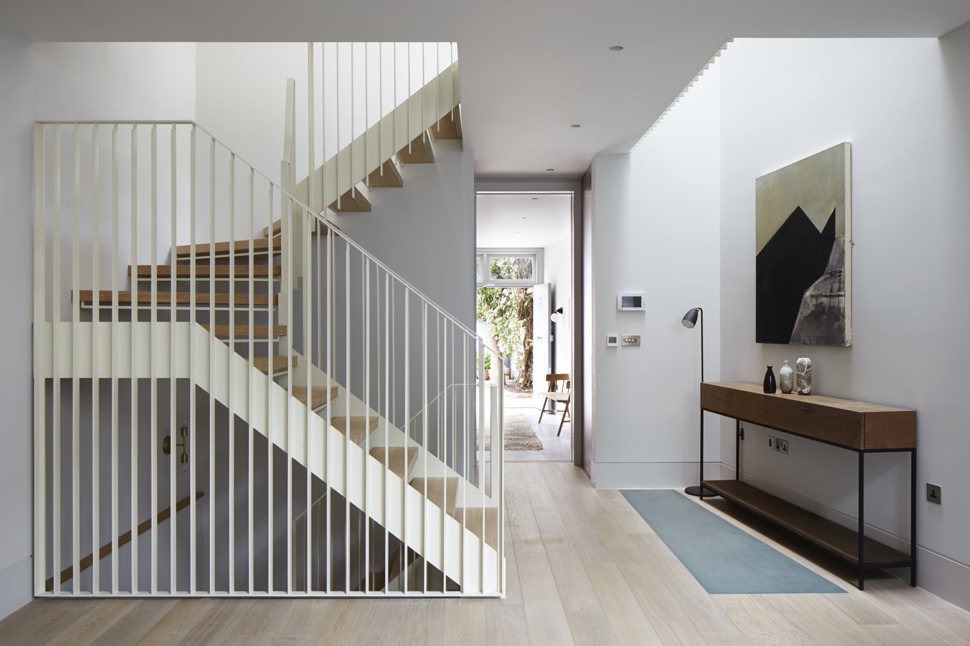 </p> <p>Find your ideal home design pro on designfor-me.com - get matched and see who's interested in your home project. Click image to see more inspiration from our design pros</p> <p>Design by Caspar, architect from Lambeth, London</p> <p>#architecture #homedesign #modernhomes #homeinspiration #hallways #hallwaydesign #hallwayinspiration #hallwayideas #hallwaydesignideas #staircases #staircasedesign #staircaseinspiration #staircaseideas #staircasedesignideas </p> <p>